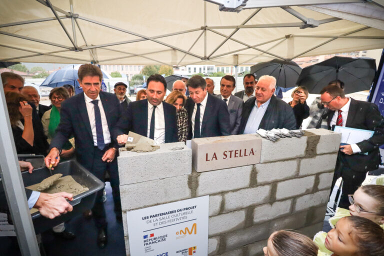 Pose de la 1re pierre - 9/10/2024