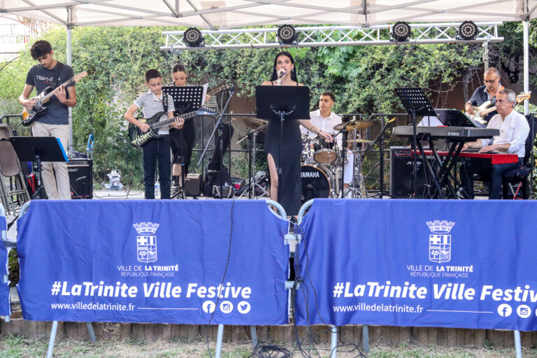 suarez, tagnati, fete, musique