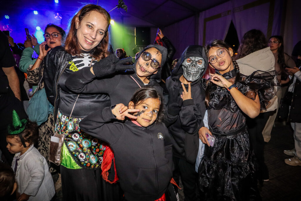 chapiteau, halloween, bal