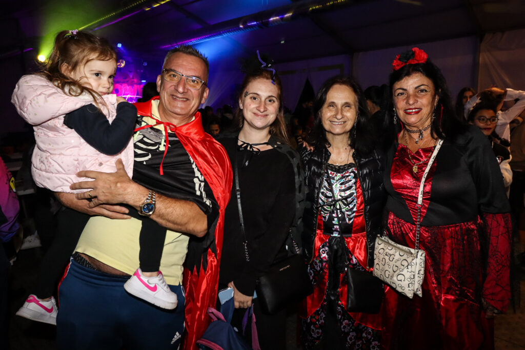 chapiteau, halloween, bal