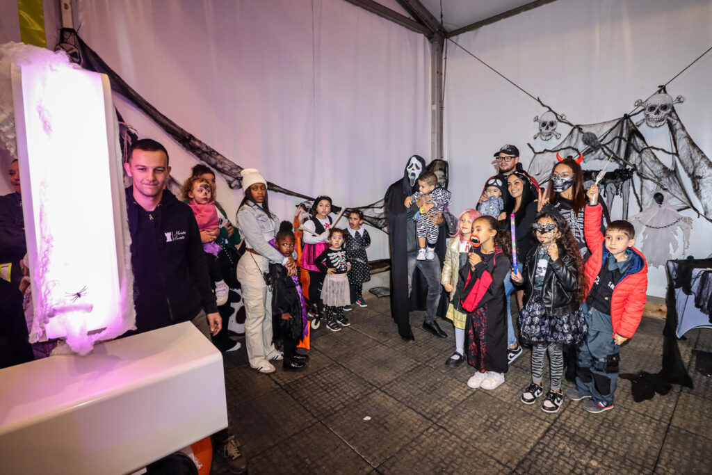 chapiteau, halloween, bal