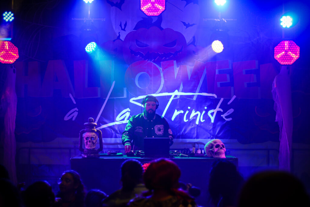 chapiteau, halloween, bal