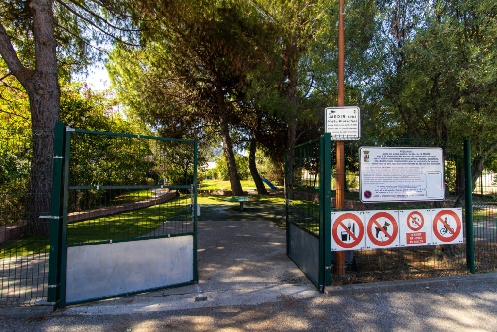 Jardin De La Gare La Trinité