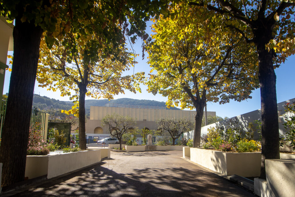 2025 10 10 Passage Madeleine Lepeltier Eau Vive (matin)