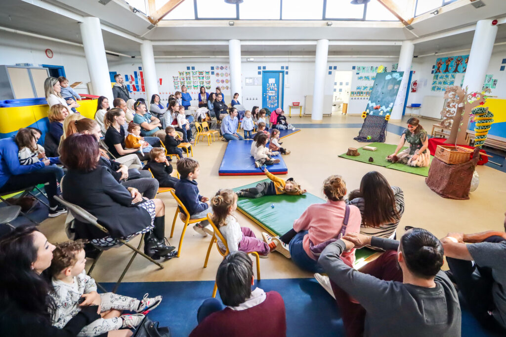 Suarez, Inauguration, Relais petite enfance