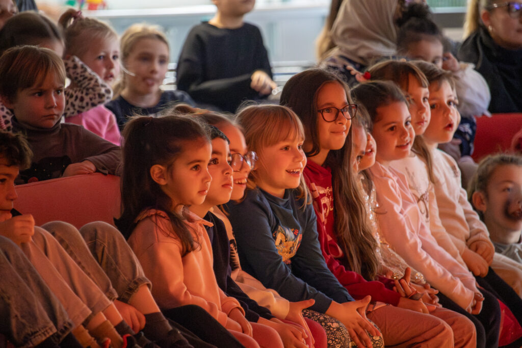 2025 12 6 Spectacle La Véritable Histoire De Casse Noisette 04